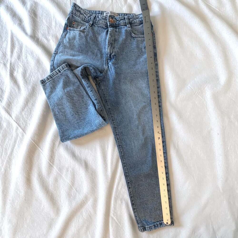Zara 90s Inspired Jeans Light Wash Denim Size 6 - Picture 7 of 8